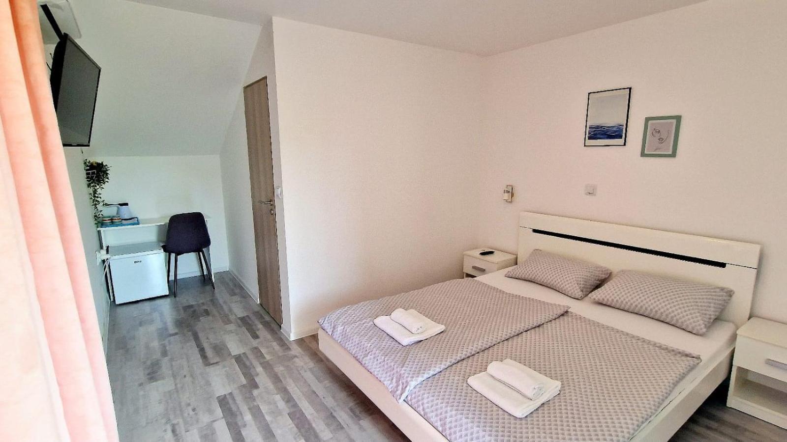 קארלובץ Cozy Room Peny מראה חיצוני תמונה
